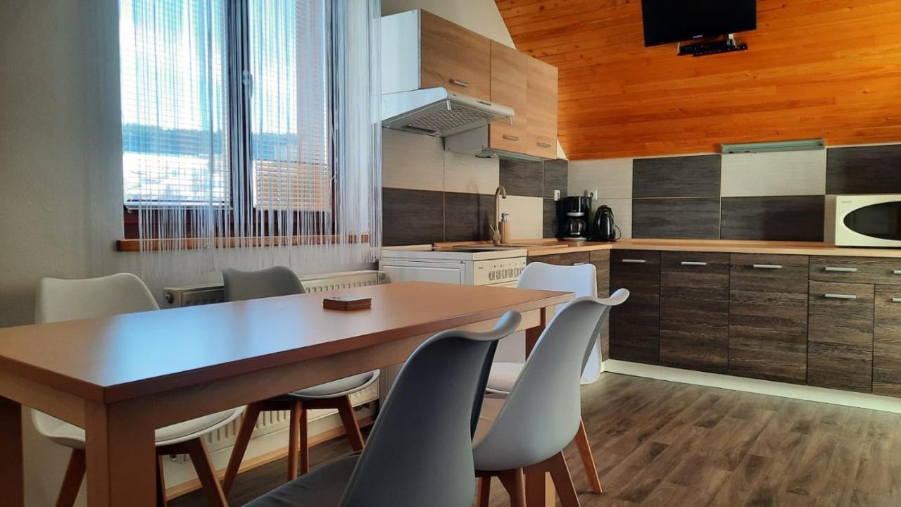 Apartmany U Jirousu 捷克布杰约维采 外观 照片